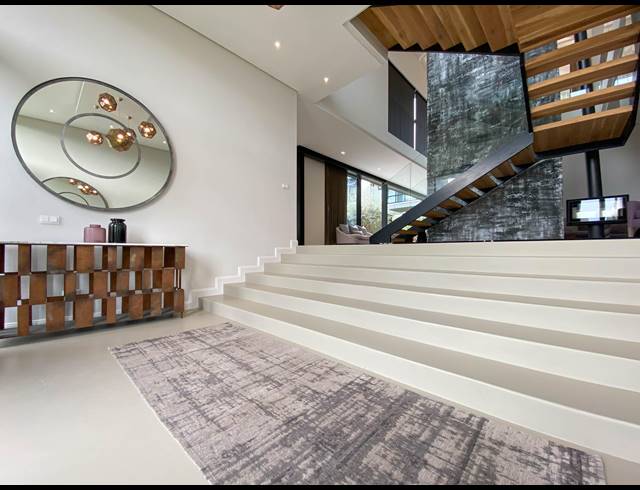 5 BEDROOM HOUSE FOR SALE IN STEYN CITY